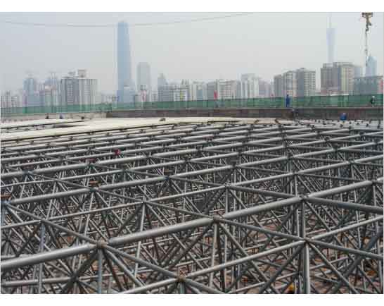 遵化新建铁路干线广州调度网架工程